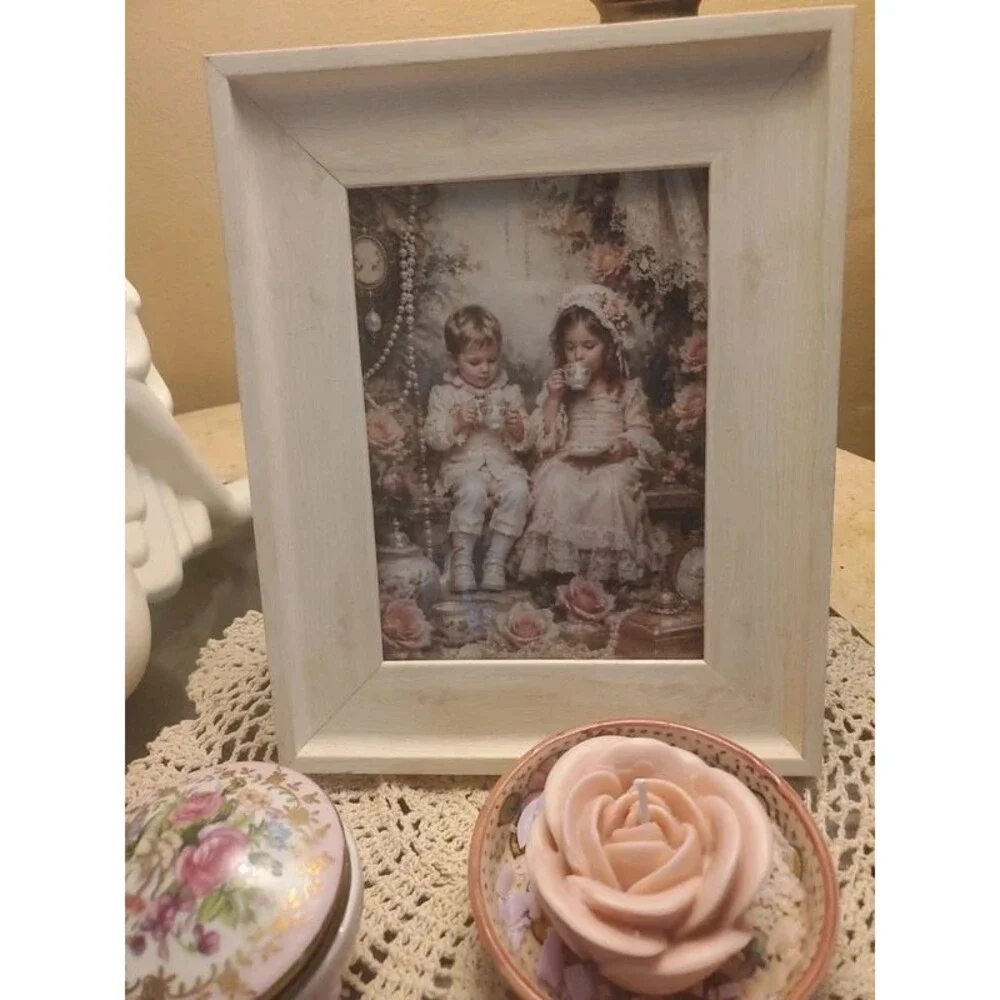 N/A charming vintage